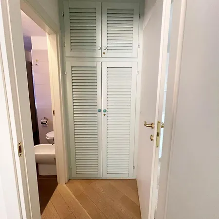 Apartment Wiki's Place *