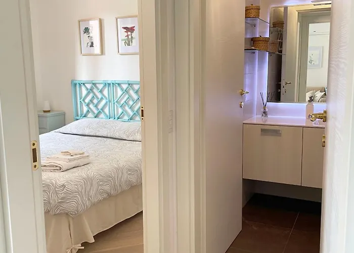 Wiki's Place Porto Rotondo